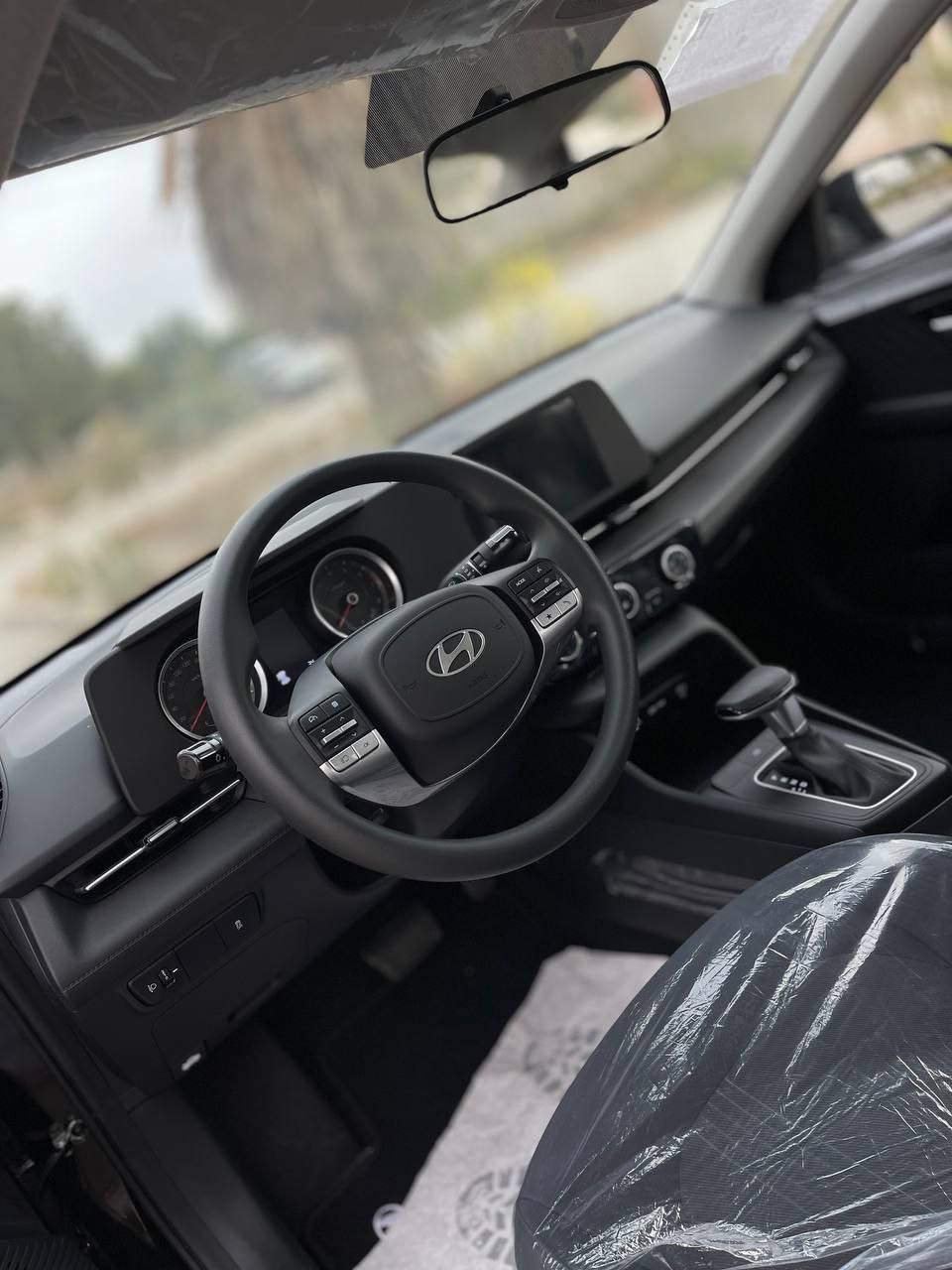 Hyundai Accent – Automatic 25-27 - photo 5