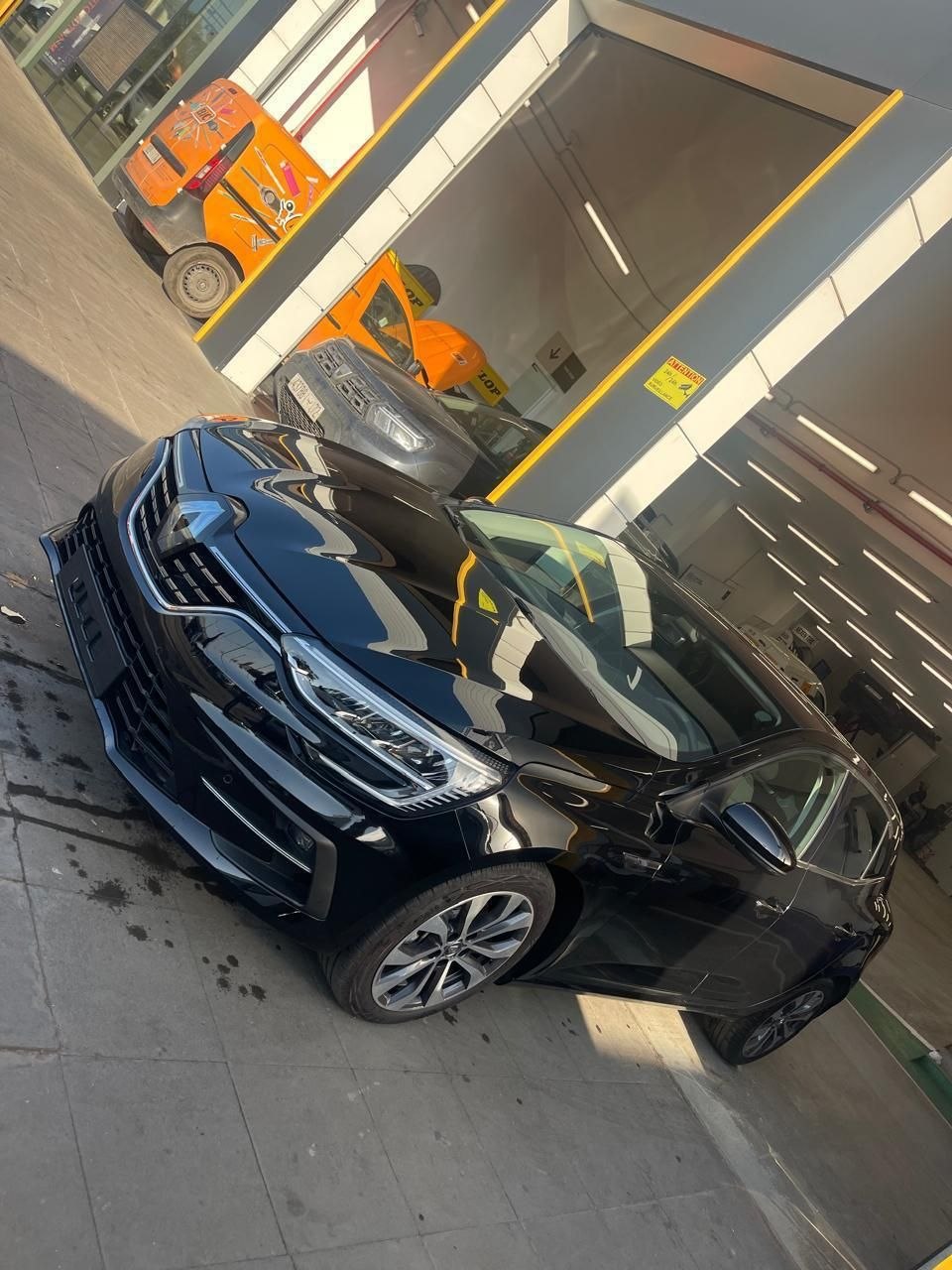 Renault Megan Automatic 25/27