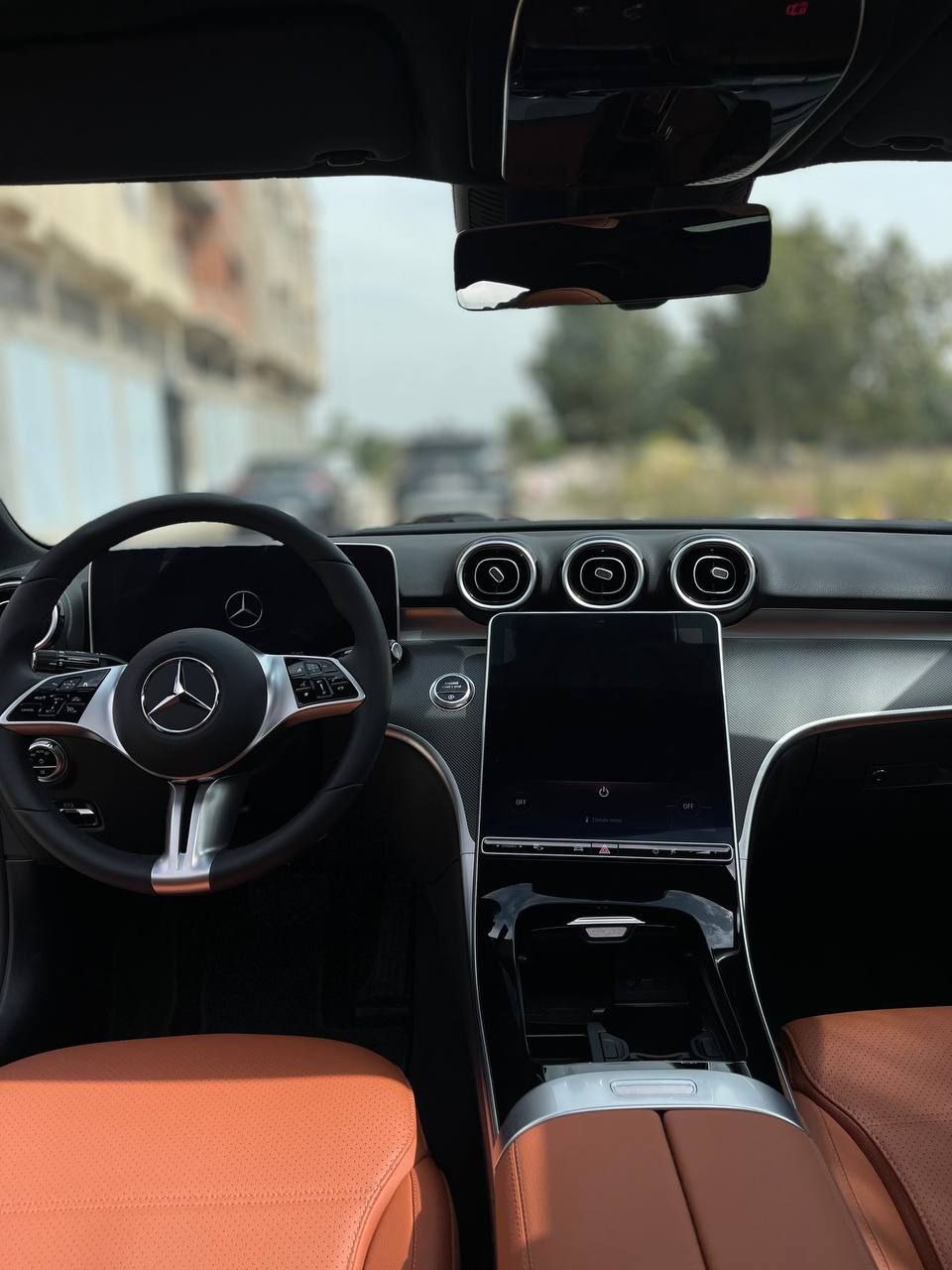 Mercedes Class C | Luxury & Comfort