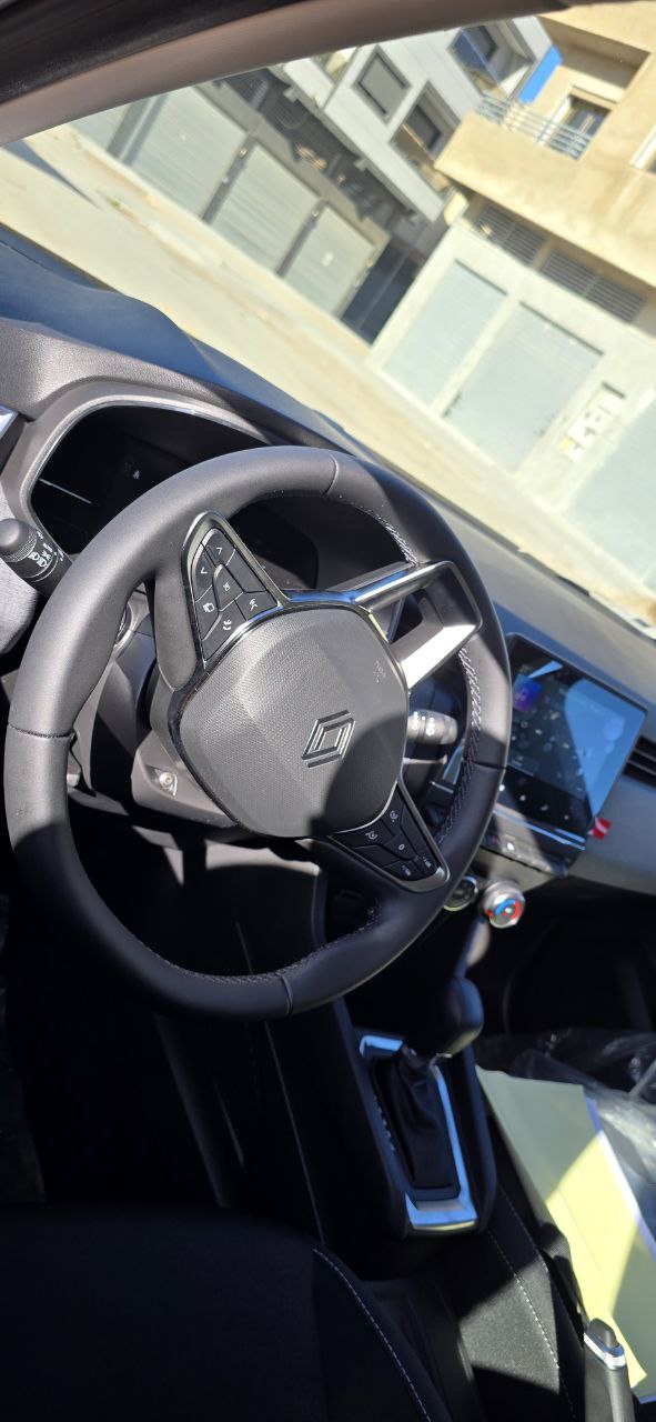 Renault Clio 5 – Automatic | - photo 2