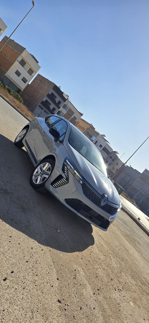 Renault Clio 5 – Automatic |